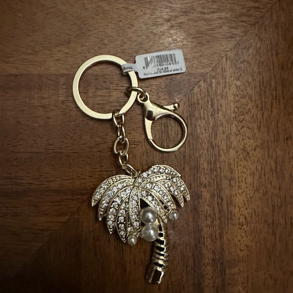 STUFFED Vera Bradley Metallic Quilted Lunch bag - Picture 4 of 7